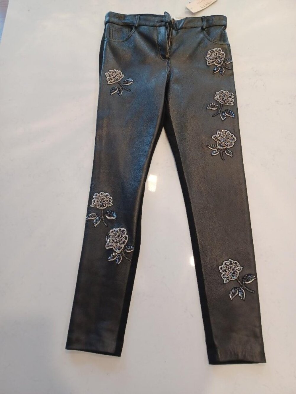 Nicolle Miller Artelier Black Faux Leather Front Floral Embroidered Pants sz. 4